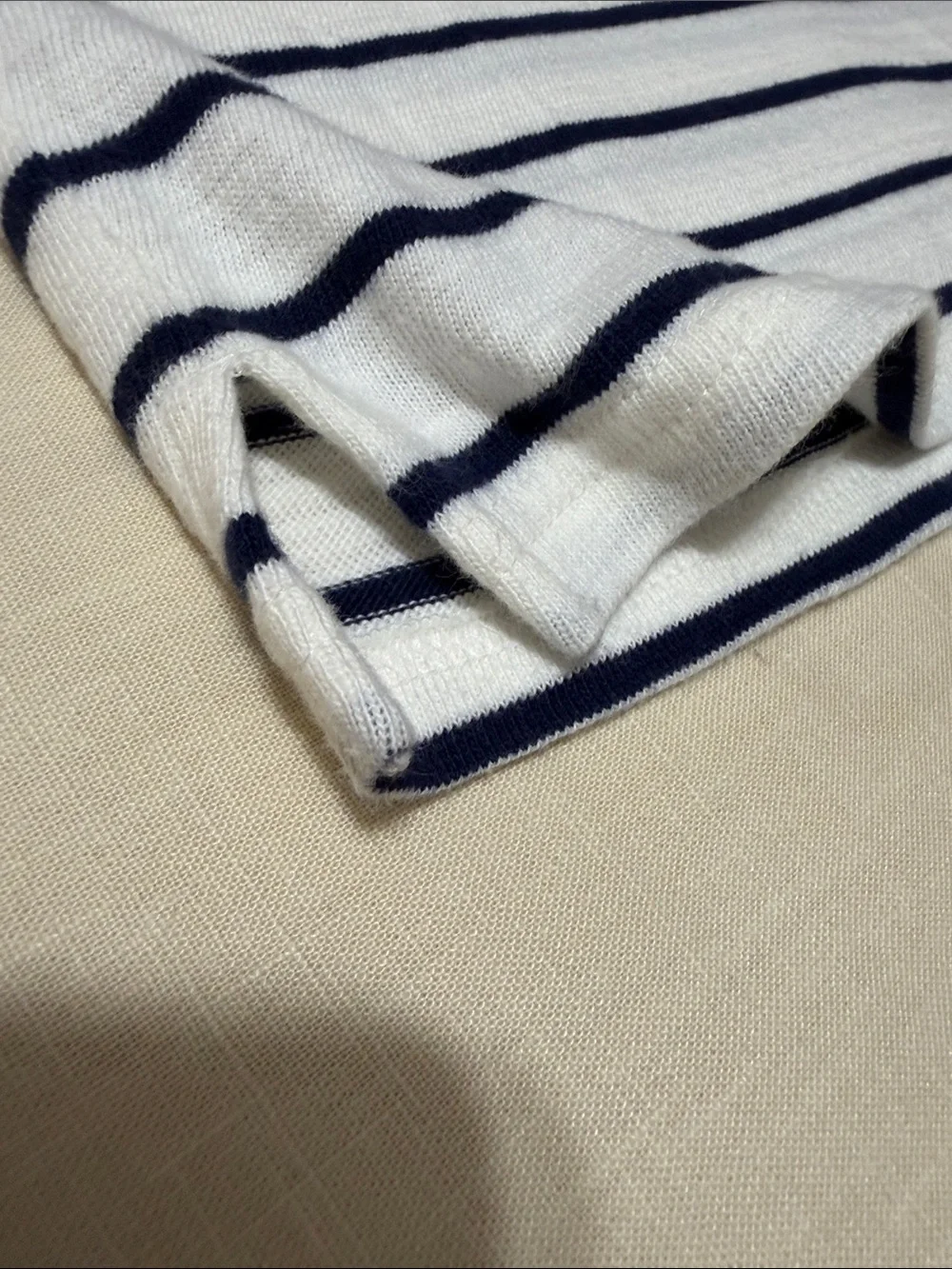 J. Crew White and Navy Striped V-Neck Beach Hoodie Pullover Top, Size Medium.